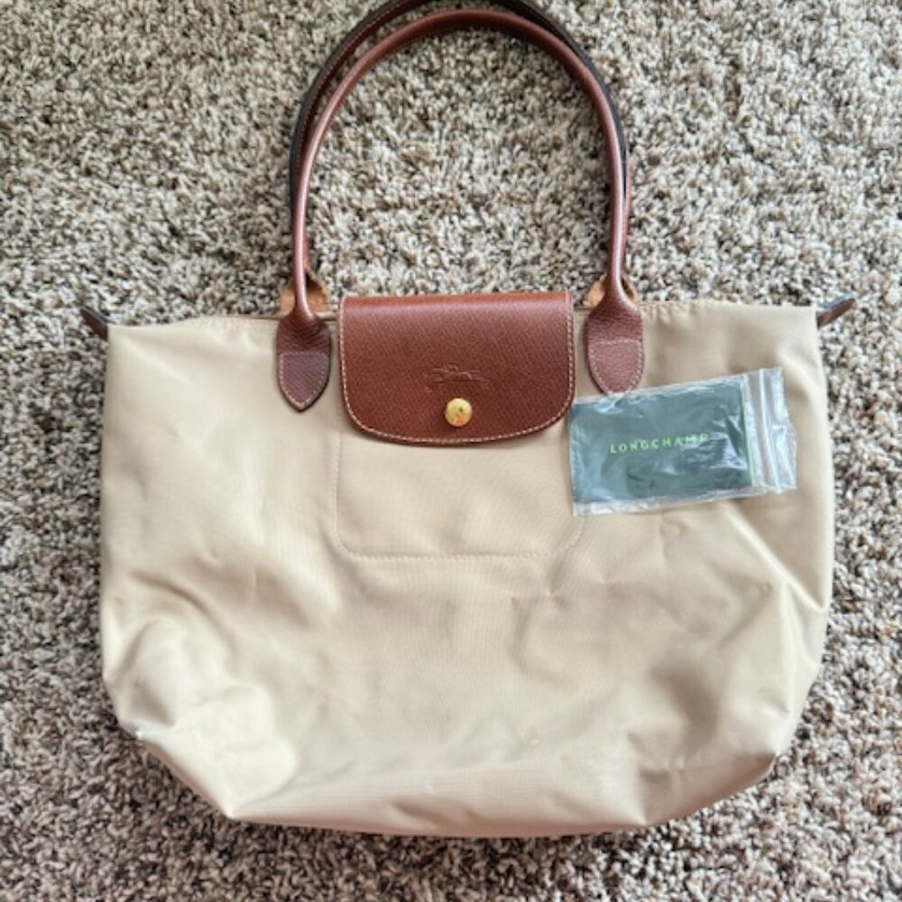 Longchamp Le Pliage Medium Nylon Tote- Tan